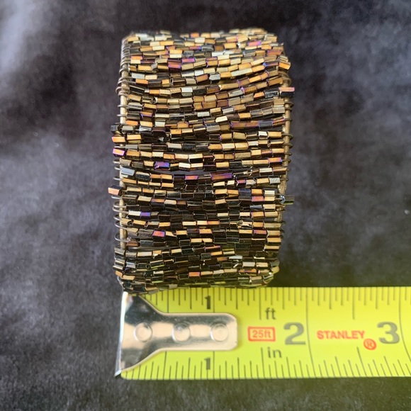 3/$10 🔆 Iridescent Beaded Cuff Braclet - Picture 6 of 8
